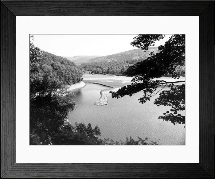 Framed Print : Derwent reservoir near Sheffield, showing the low water level due to the continuing Framed Print : Derwent reservoir near Sheffield, showing the low water level due to the continuing