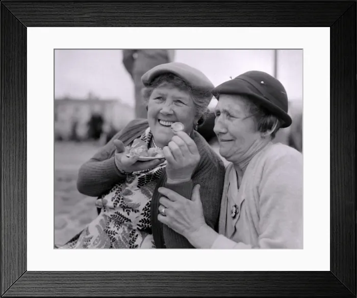 Framed Print : The old folks go young for a day. Gertie Food and Florrie White share a plate of whelks Framed Print : The old folks go young for a day. Gertie Food and Florrie White share a plate of whelks
