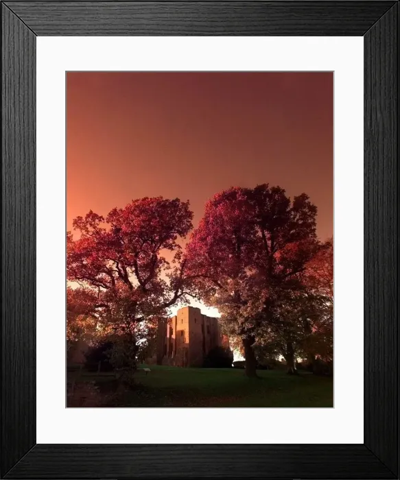 Framed Print : An autumn sunset over Kenilworth Castle