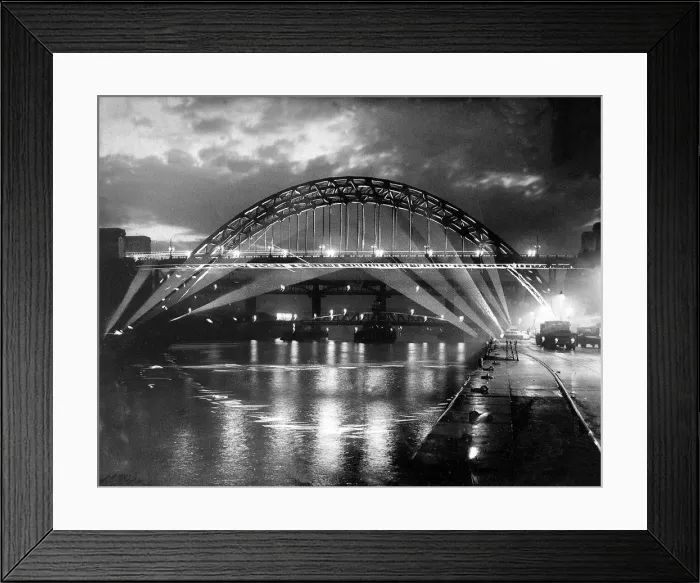 Framed Print : The Tyne Bridge iilluminated at night c. 1969 Framed Print : The Tyne Bridge iilluminated at night c. 1969