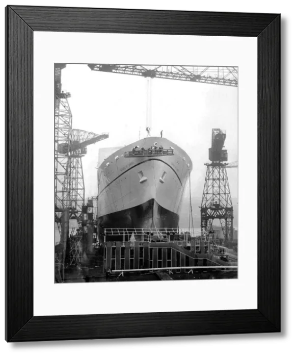 Framed Print : Ship at the Walker Naval Yard of Vickers-Armstrong (Shipbuilders) Ltd Framed Print : Ship at the Walker Naval Yard of Vickers-Armstrong (Shipbuilders) Ltd