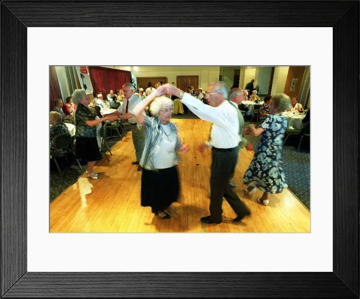 Framed Print : The Lyons Tea dance at the The Thistle Hotel. People on the dance floor