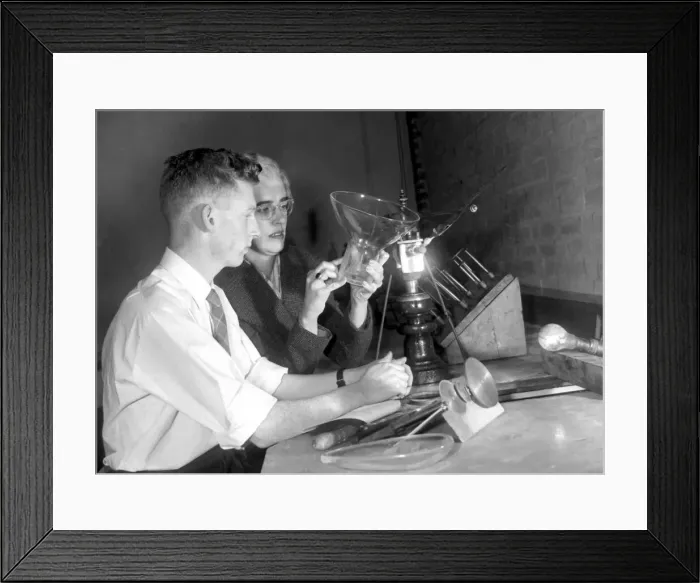 Framed Print : Traditional to Stourbridge is the craft of glass-engraving Framed Print : Traditional to Stourbridge is the craft of glass-engraving