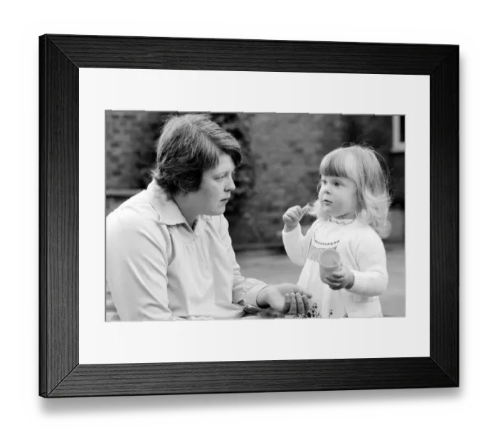 Framed Print : Louise Brown - test tube baby - May 1980 And her mother Lesley Brown at home in Framed Print : Louise Brown - test tube baby - May 1980 And her mother Lesley Brown at home in