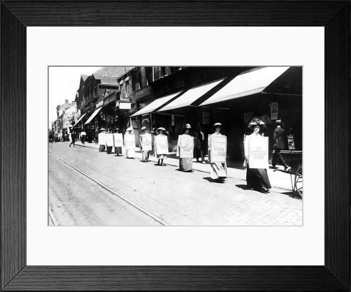 Framed Print : Suffragettes march down Northumberland Street in Newcastle. Circa 1908 Framed Print : Suffragettes march down Northumberland Street in Newcastle. Circa 1908