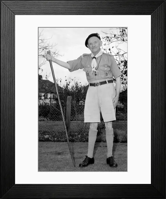 Framed Print : William Phillips aged 85 seen here in 1959 then one of the United Kingdoms oldest Scouts Framed Print : William Phillips aged 85 seen here in 1959 then one of the United Kingdoms oldest Scouts