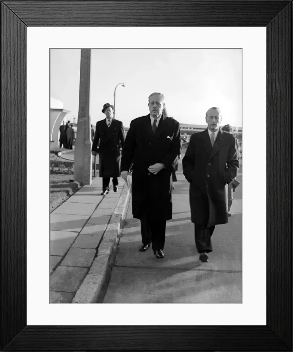 Framed Print : Harold MacMillan leaving London for his World Tour January 1958 Prime Minister Framed Print : Harold MacMillan leaving London for his World Tour January 1958 Prime Minister