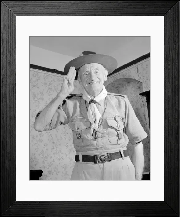 Framed Print : William Phillips aged 85 seen here in 1959 then one of the United Kingdoms oldest Scouts Framed Print : William Phillips aged 85 seen here in 1959 then one of the United Kingdoms oldest Scouts