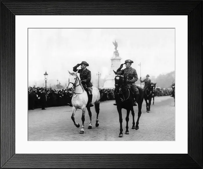 Framed Print : World War One - General Monash saluting Queen Alexandra passing the Palace Gates Framed Print : World War One - General Monash saluting Queen Alexandra passing the Palace Gates