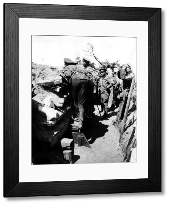 Framed Print : World War One - Russian troops in the trenches Aug 1916 Framed Print : World War One - Russian troops in the trenches Aug 1916