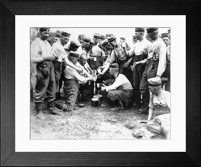 Framed Print : German soldiers in the field stop for a water break in August 1914 Framed Print : German soldiers in the field stop for a water break in August 1914