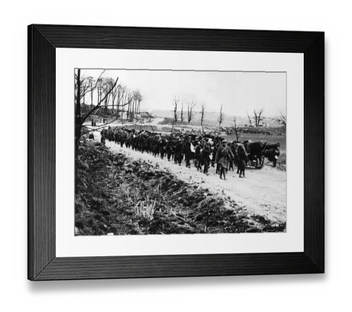 Framed Print : British troops moving up to the Front Lines in France during World War One. Circa 1915 Framed Print : British troops moving up to the Front Lines in France during World War One. Circa 1915