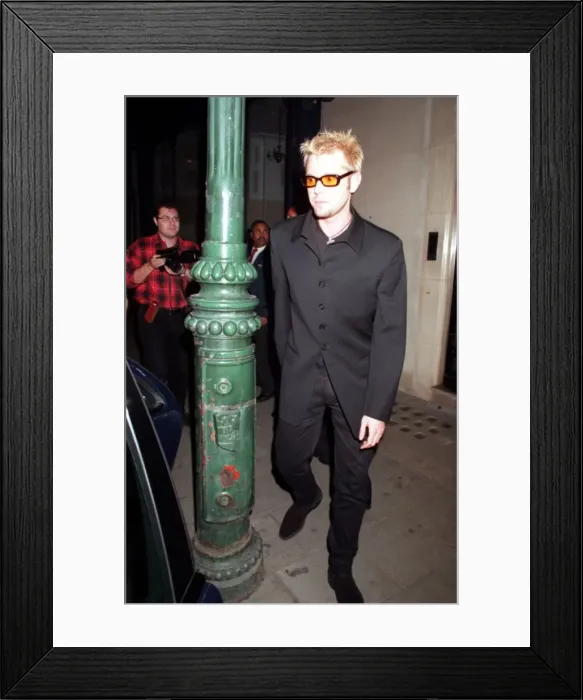 Framed Print : Darren Day leaving London club October 1998 leaving club Browns with brunettes Framed Print : Darren Day leaving London club October 1998 leaving club Browns with brunettes