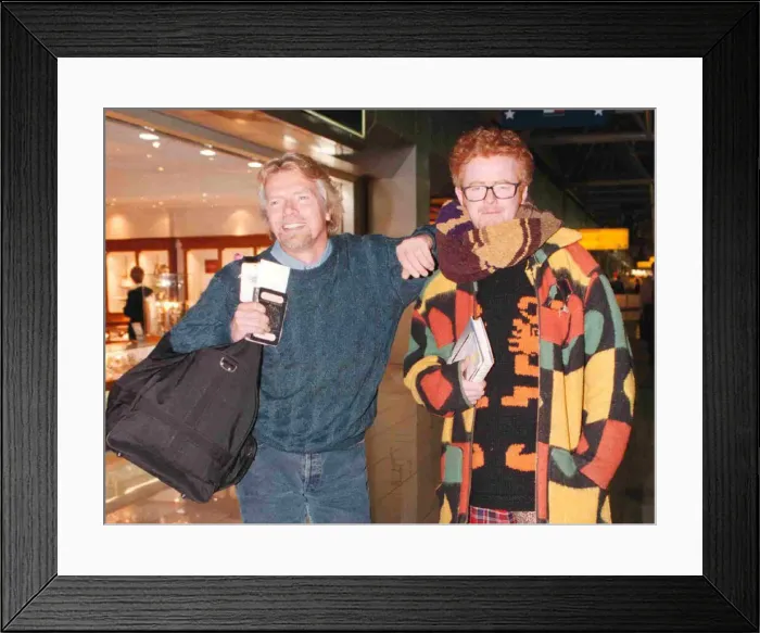 Framed Print : Chris Evans former Radio 1 DJ with Virgin Radio boss Richard Branson setting off Framed Print : Chris Evans former Radio 1 DJ with Virgin Radio boss Richard Branson setting off