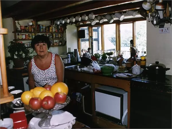 Mavis Nicholson TV Presenter in her Kitchen