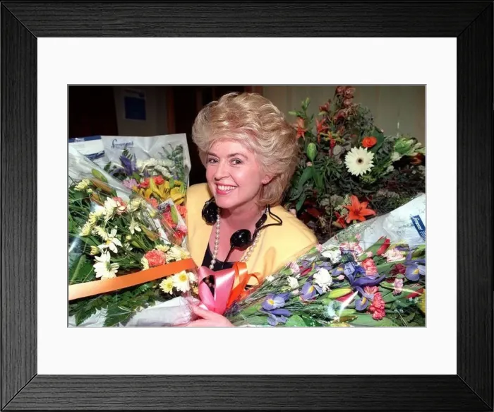 : Gloria Hunniford TV Presenter 50th Birthday suprise 1990 Flowers arrive in : Gloria Hunniford TV Presenter 50th Birthday suprise 1990 Flowers arrive in