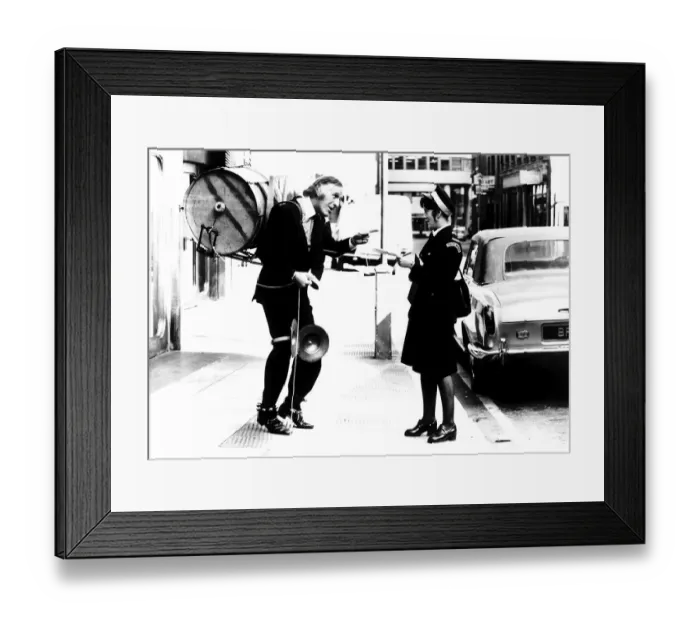 Framed Print : Bruce Forsyth TV Presenter and Entertainer'Generation Game