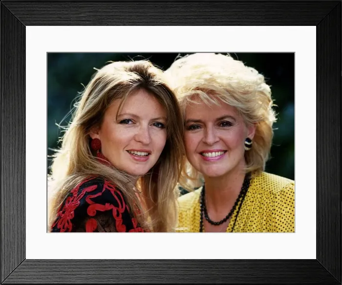 Framed Print : Gloria Hunniford TV Presenter with daughter TV Presenter Caron Keating Framed Print : Gloria Hunniford TV Presenter with daughter TV Presenter Caron Keating
