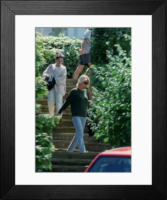 Framed Print : Ulrika Jonsson TV presenter September 98 Looking sad walking in the grounds of her