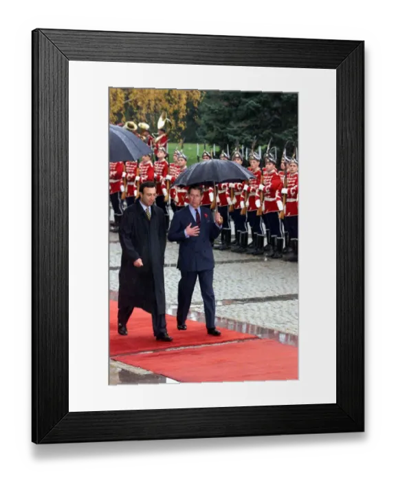 Framed Print : Britains Prince Charles arrives in Bulgaria and inspects the Guard of Honour with