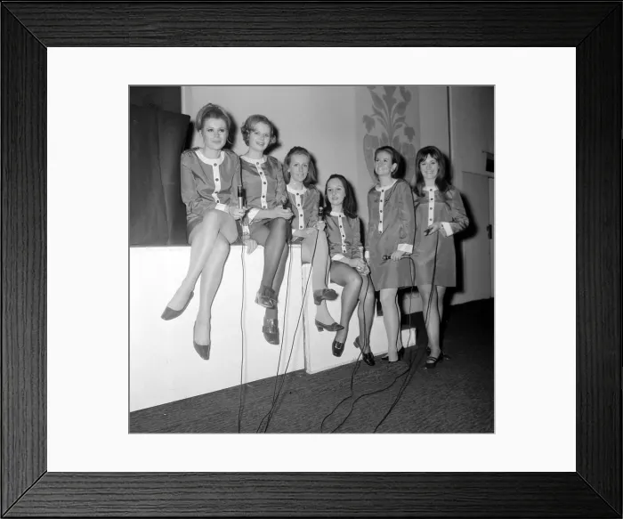 Framed Print : Back Britain Campaign Union Jills to promote British Export Trade by