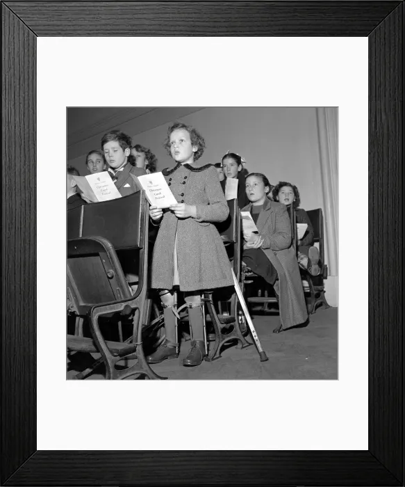 Framed Print : Children rehearse for the Carol Festival at the Central Hall Westminster December Framed Print : Children rehearse for the Carol Festival at the Central Hall Westminster December