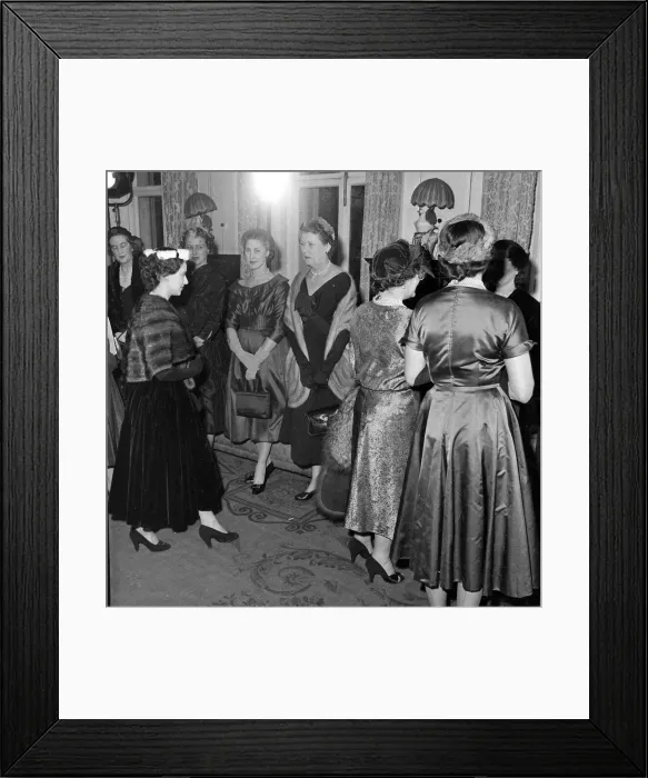 Framed Print : The Queen Mother and Princess Margaret seen here at the Salon of clothes designer Hardy Framed Print : The Queen Mother and Princess Margaret seen here at the Salon of clothes designer Hardy
