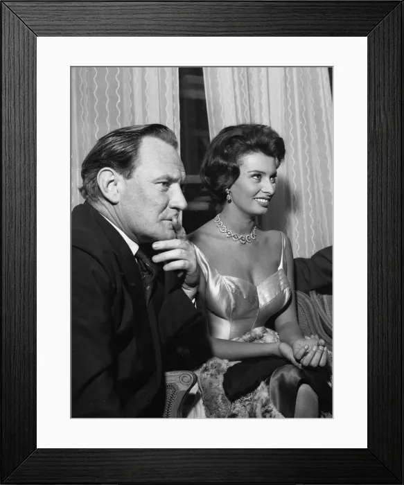 Framed Print : Actress Sophia Loren with Trevor Howard 1957 Framed Print : Actress Sophia Loren with Trevor Howard 1957
