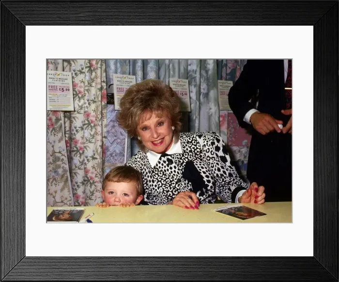 Framed Print : Barbara Knox in Clydebank May 1989 Framed Print : Barbara Knox in Clydebank May 1989