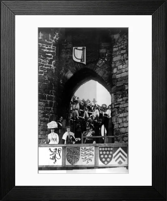 Framed Print : Royalty - King George V is pictured presenting the Prince of Wales (Edward
