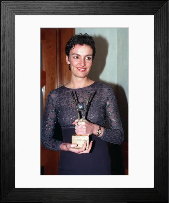 Framed Print : Daniela Nardini Actress at the BAFTA Scotland Awards holding her award for Best Actress
