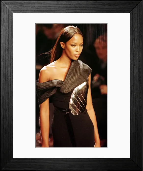 Framed Print : Naomi Campbell wears an elegant gownfor Gianfranco Ferre Fall Winter collection in Milan
