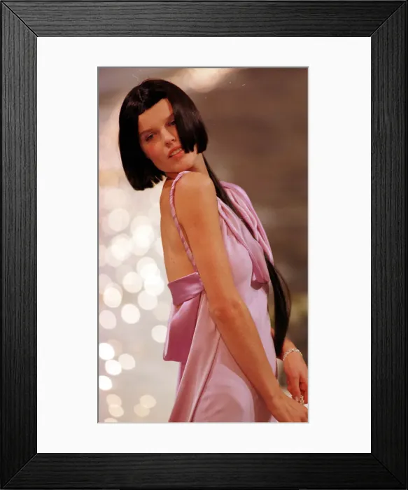 Framed Print : Clothing by Givenchy 1998 Eva Herzigova Model walking on catwalk at Paris Fashion Framed Print : Clothing by Givenchy 1998 Eva Herzigova Model walking on catwalk at Paris Fashion