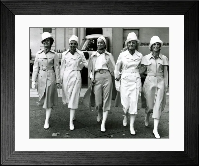 Framed Print : Fashion 1970s Marks and Spencer Maris Smith (Leicester Framed Print : Fashion 1970s Marks and Spencer Maris Smith (Leicester