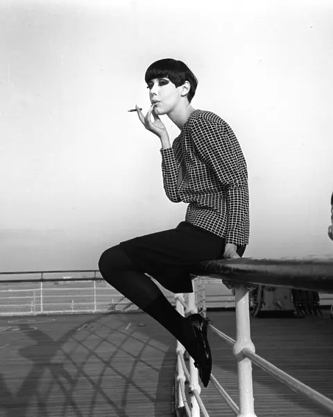 Peggy Moffitt October 1965 Top American fashion model pictured on '