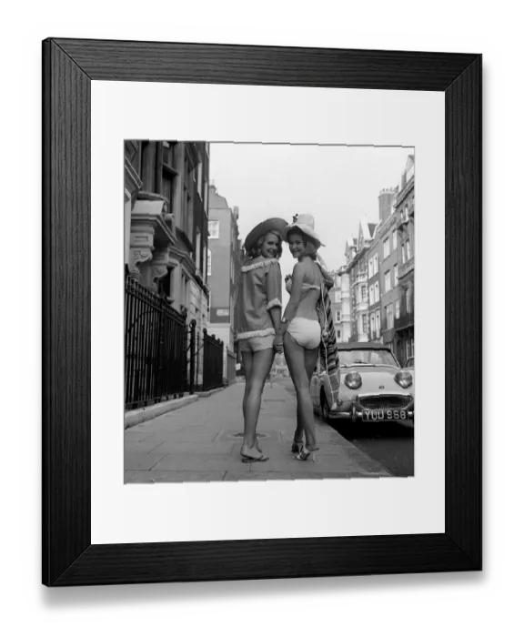 Framed Print : Clothing October 1961 LEFT Annabel Maufe (19) rehearses with RIGHT Judy Edwards (16