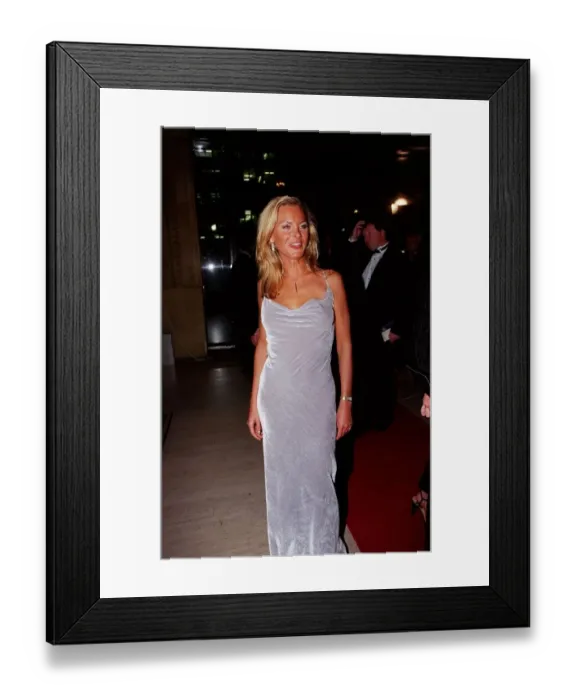 Framed Print : Tracy Shaw Actress October 98 Coronation Street actress arriving at the Royal Framed Print : Tracy Shaw Actress October 98 Coronation Street actress arriving at the Royal