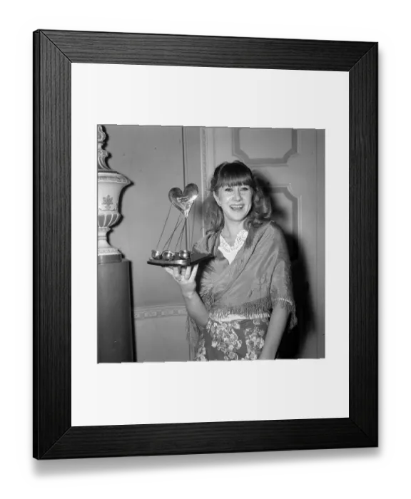 Framed Print : Actress Helen Mirren with her award at the Show Business Personality of 1975 as the best Framed Print : Actress Helen Mirren with her award at the Show Business Personality of 1975 as the best