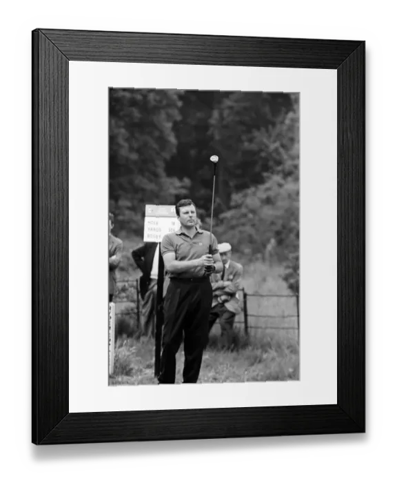 Framed Print : 1 / 7 / 62 Q5560-27 British golfer Peter Allis keeping his eye on the ball after Framed Print : 1 / 7 / 62 Q5560-27 British golfer Peter Allis keeping his eye on the ball after
