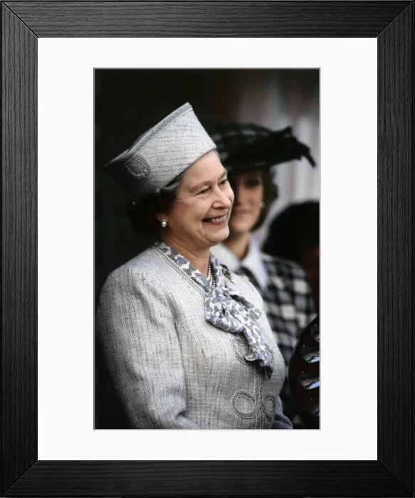 Framed Print : Queen Elizabeth II, at the annual Braemar Highland Games near Balmoral, Scotland