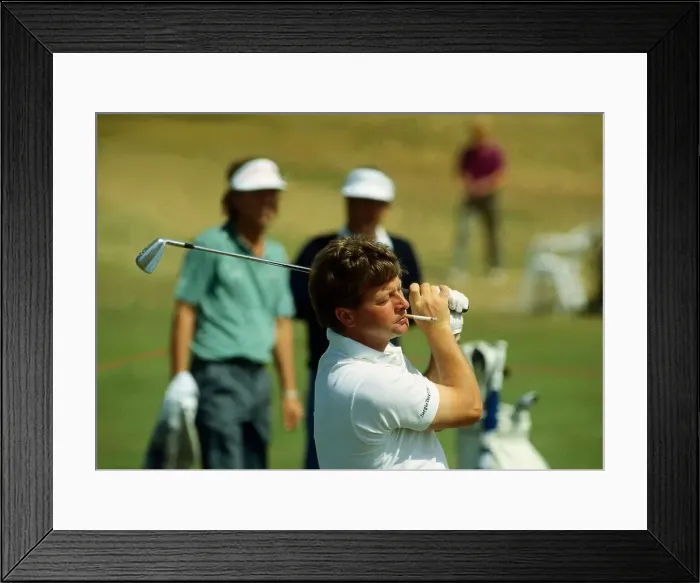 Framed Print : Ian Woosnam hits shot whilst smoking July 1989 Framed Print : Ian Woosnam hits shot whilst smoking July 1989