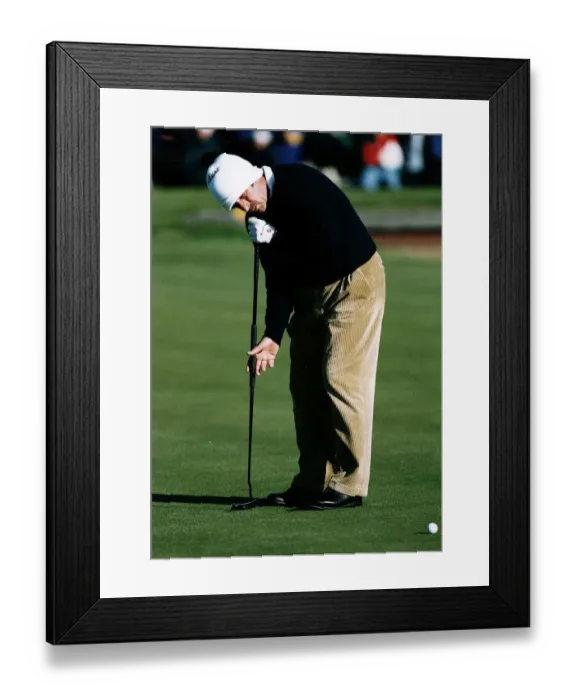 Framed Print : Sam Torrance golf Dunhill Cup putting using long putter