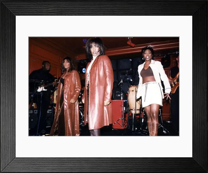 Framed Print : The all female Pop Group Eternal perform at a party after the Brit Awards Framed Print : The all female Pop Group Eternal perform at a party after the Brit Awards