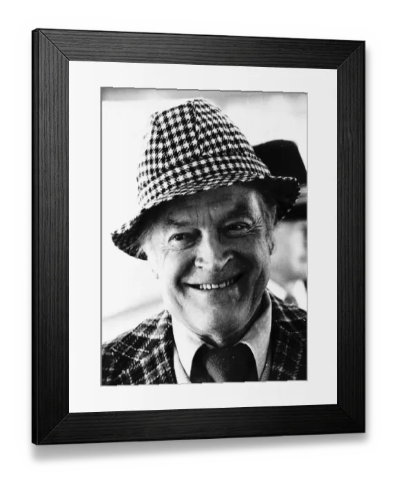 Framed Print : Bob Hope comedian A©mirrorpix Framed Print : Bob Hope comedian A©mirrorpix