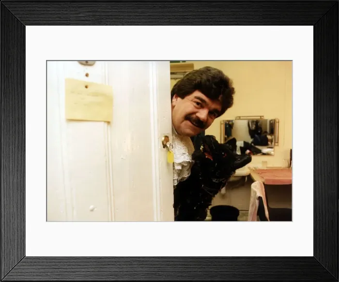 Framed Print : Bob Carolgees TV Presenter in Suprise Suprise Framed Print : Bob Carolgees TV Presenter in Suprise Suprise