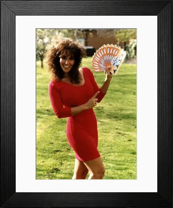 Framed Print : Linda Lusardi Model former page three and now a TV Presenter Framed Print : Linda Lusardi Model former page three and now a TV Presenter