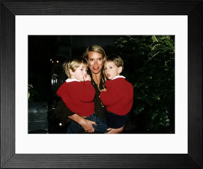 Framed Print : Anneka Rice tv presenter with her two sons Joshua and Thomas Framed Print : Anneka Rice tv presenter with her two sons Joshua and Thomas