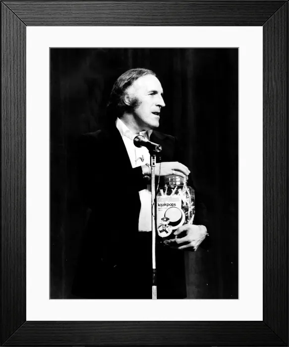 Framed Print : Bruce Forsyth TV Presenter and Entertainer on stage for a rehersal for the Royal Variety Framed Print : Bruce Forsyth TV Presenter and Entertainer on stage for a rehersal for the Royal Variety