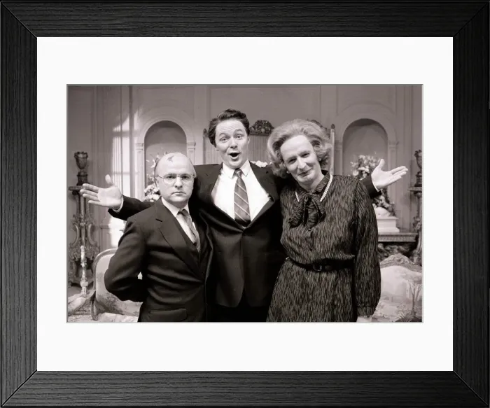 Framed Print : Rory Bremner Comedian - April 1987 with co stars Framed Print : Rory Bremner Comedian - April 1987 with co stars
