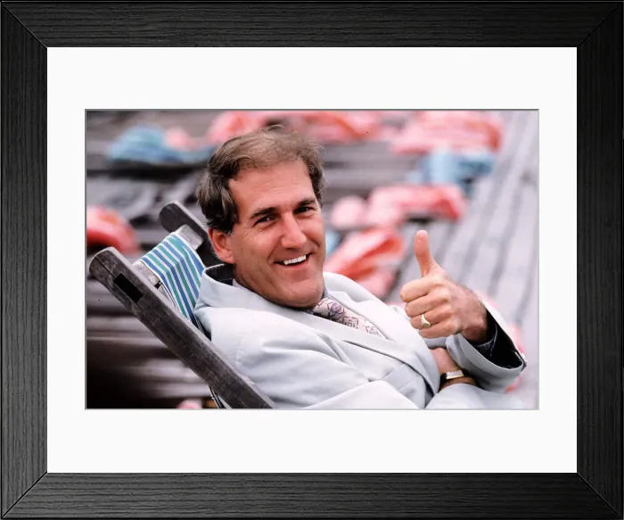 Framed Print : Russ Abbot Comedian A©mirrorpix Framed Print : Russ Abbot Comedian A©mirrorpix